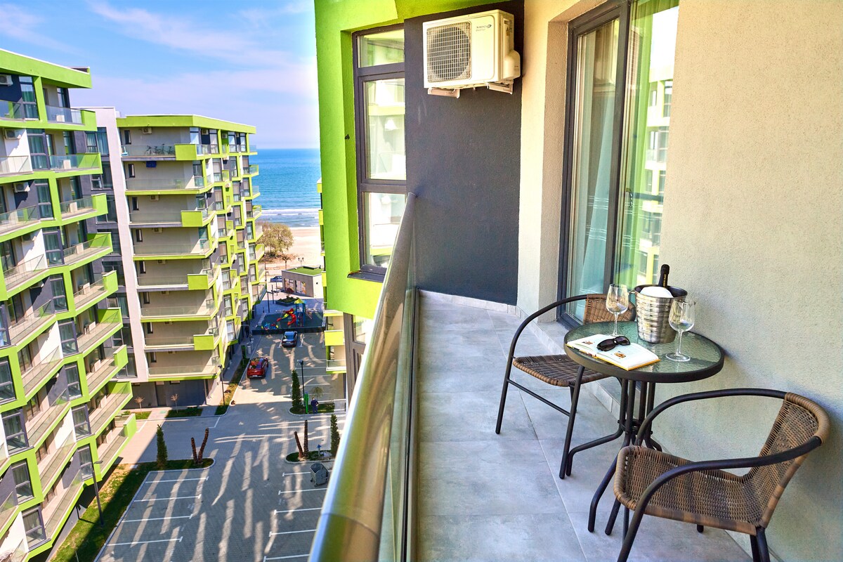 Rusty Sands apt Spa n Pools Beach resort — Apartament — închiriere de vacanță cu vedere la mare în Alezzi Beach Resort, Mamaia Nord, Constanța, România — fotografia 4 a proprietății | Aqua Vista Rentals