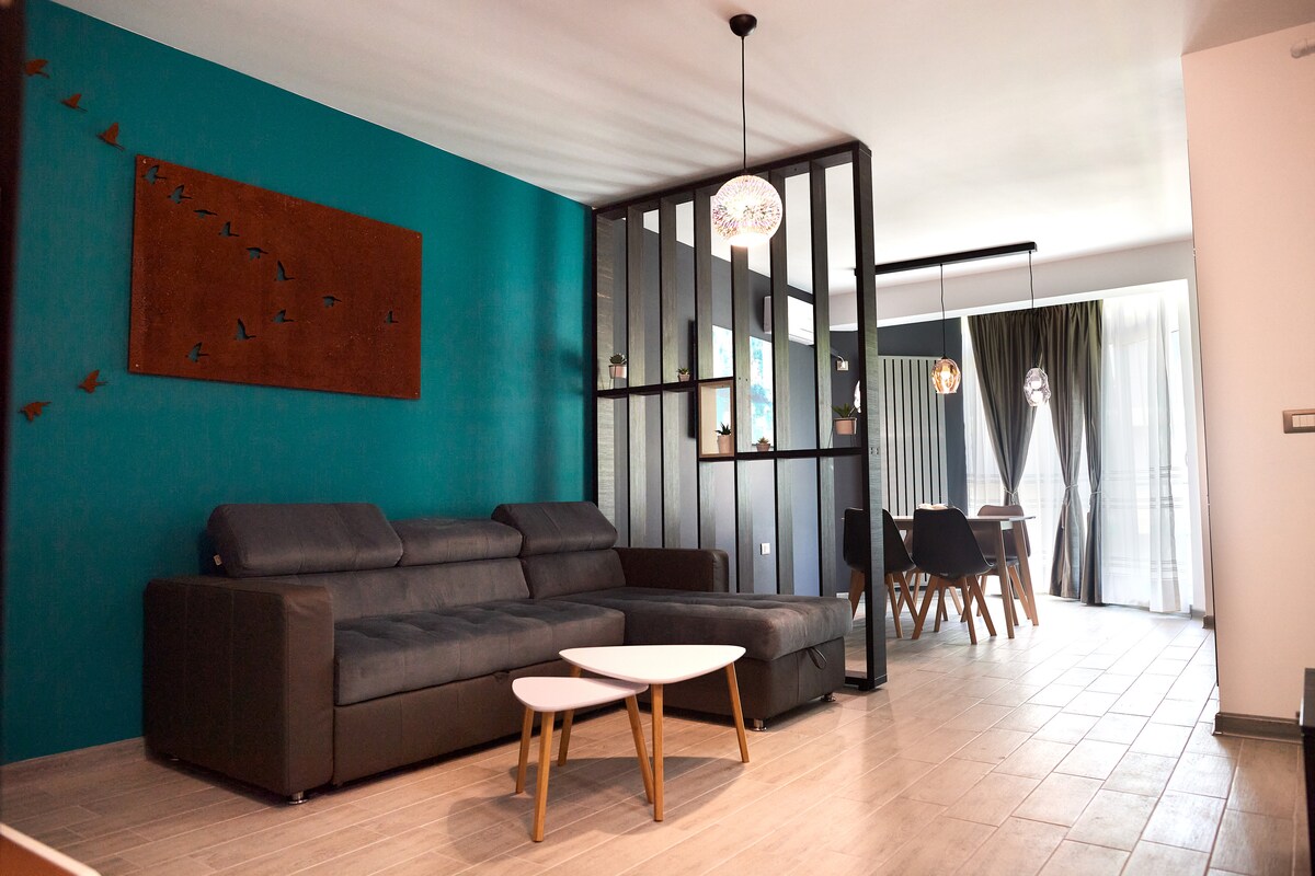 Rusty Sands apt Spa n Pools Beach resort — Apartament — închiriere de vacanță cu vedere la mare în Alezzi Beach Resort, Mamaia Nord, Constanța, România — fotografia 5 a proprietății | Aqua Vista Rentals