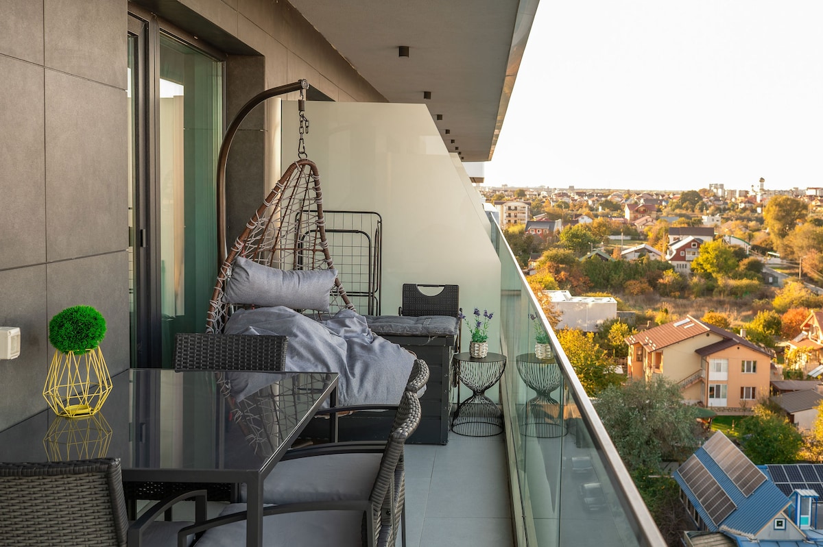 Glam Apartment in Odyssey Spa Pools and Parking — Apartment — sea-view vacation rental at Alezzi Odyssey, Mamaia Nord, Constanța, Romania — property photo 3 | Aqua Vista Rentals