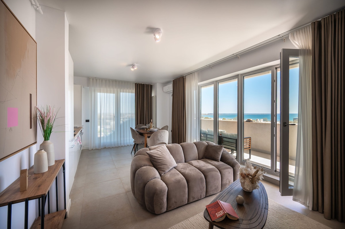 Nico10Spectrum Seaview Apartment Odyssey pools&spa — Apartament — închiriere de vacanță cu vedere la mare în Alezzi Odyssey, Mamaia Nord, Constanța, România — fotografia 3 a proprietății | Aqua Vista Rentals