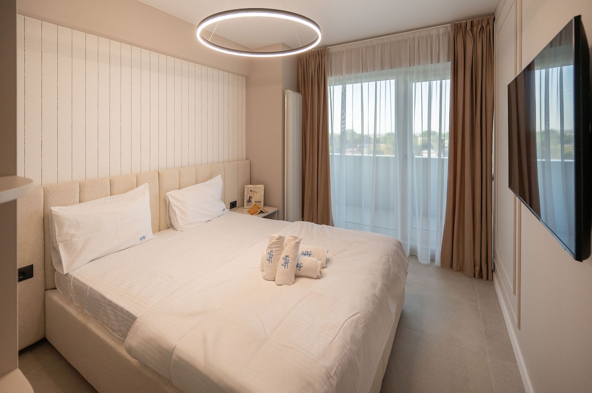 Mazi apartment in Odyssey Spa pool resort-parking — Apartament — închiriere de vacanță în Alezzi Odyssey, Mamaia Nord, Constanța, România — fotografia 4 a proprietății | Aqua Vista Rentals