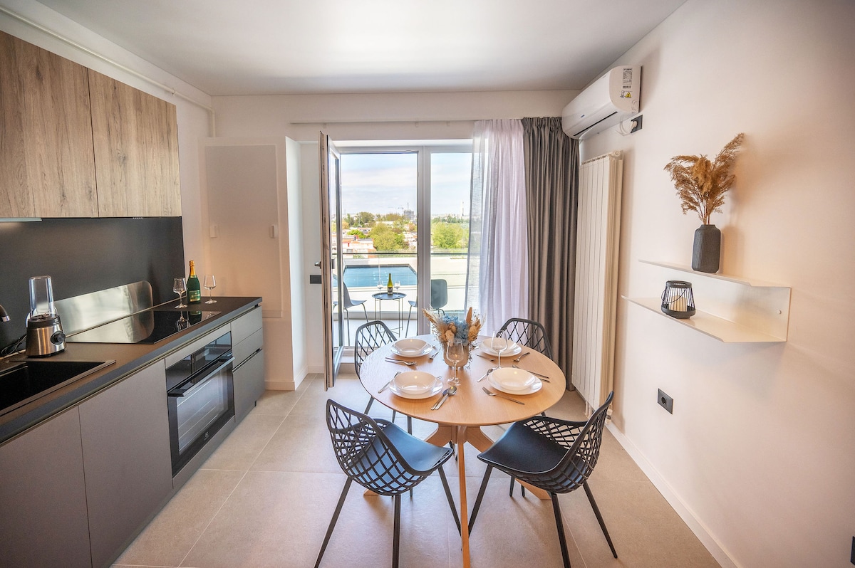 Lotus Apartment 141 in Odyssey pools spa n parking — Apartament — închiriere de vacanță în Alezzi Odyssey, Mamaia Nord, Constanța, România — fotografia 6 a proprietății | Aqua Vista Rentals