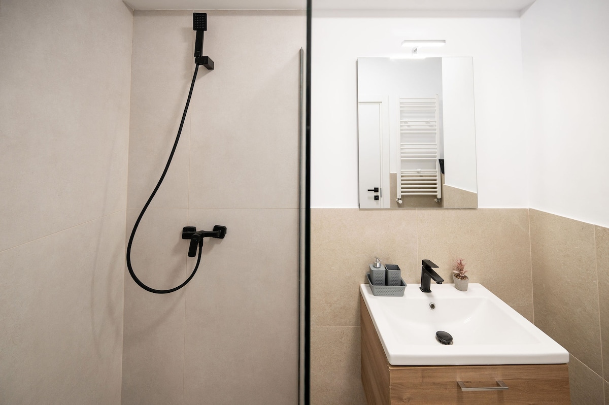 Mara Sunset Apartment in Odyssey spa and pools — Apartament — închiriere de vacanță în Alezzi Odyssey, Mamaia Nord, Constanța, România — fotografia 7 a proprietății | Aqua Vista Rentals
