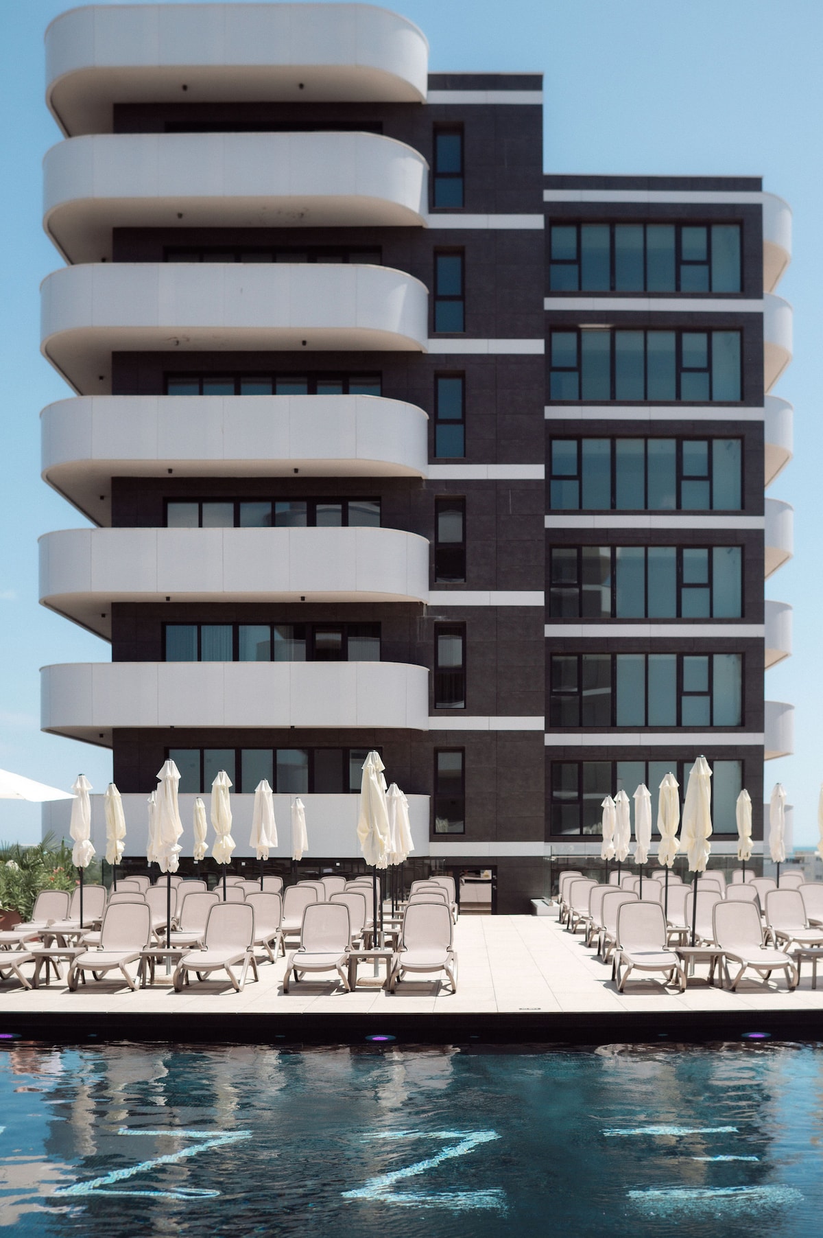 Seaside Apartment in Odyssey Spa Pools and Parking — Apartment — vacation rental at Alezzi Odyssey, Mamaia Nord, Constanța, Romania — property photo 2 | Aqua Vista Rentals