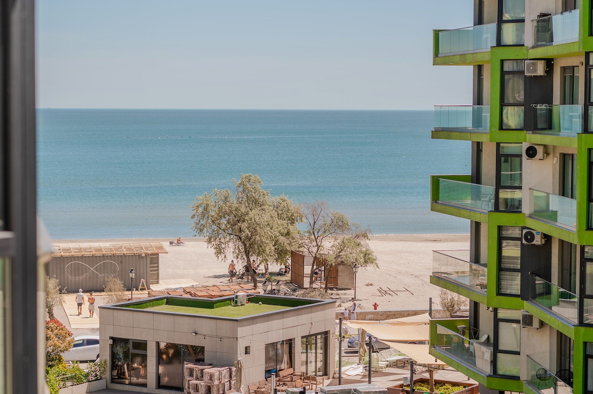 RadiSun Apartment Pools Spa Beach Resort — Apartament — închiriere de vacanță cu vedere la mare în Alezzi Beach Resort, Mamaia Nord, Constanța, România — fotografia 5 a proprietății | Aqua Vista Rentals