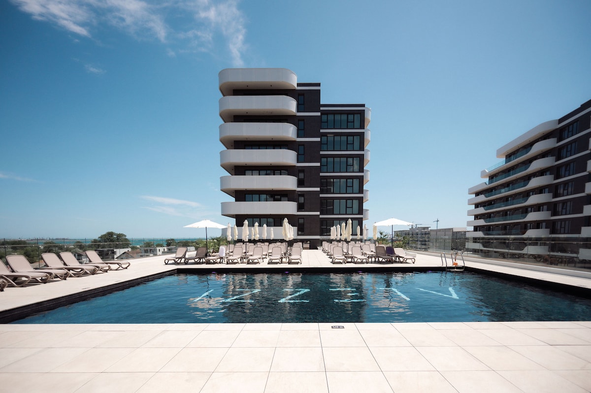 Odyssey C3 Premium Apartment Spa Pools — Apartment — vacation rental at Alezzi Odyssey, Mamaia Nord, Constanța, Romania — property photo 4 | Aqua Vista Rentals