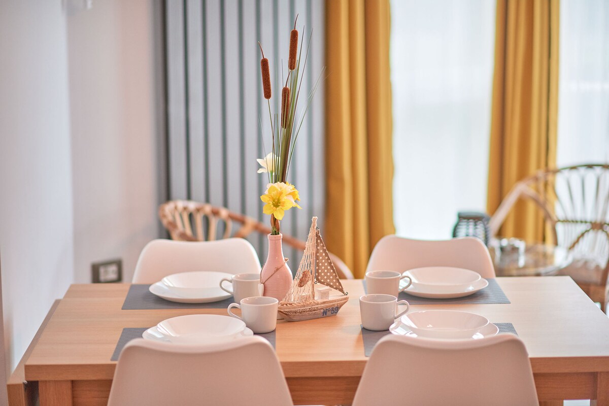 Opal Luxury Apartment 91 Spa n Pool Beach resort — Apartment — sea-view vacation rental at Alezzi Beach Resort, Mamaia Nord, Constanța, Romania — property photo 2 | Aqua Vista Rentals