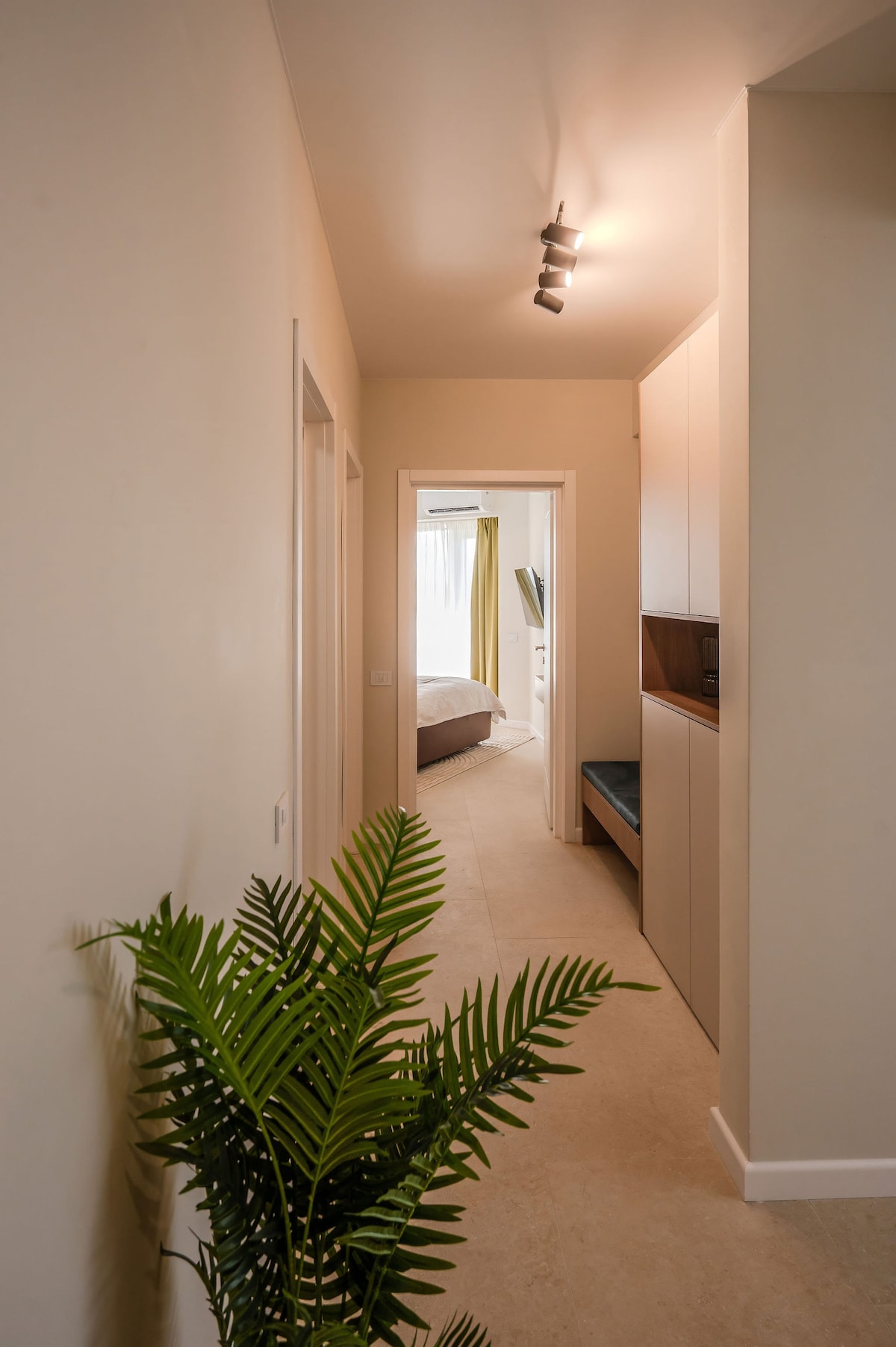 AC-631-Corniche Collection (151 SQM 2BD Corner View) — Apartment — city-view vacation rental at Aqua Cullinan Resort & SPA, Mamaia Nord, Constanța, Romania — property photo 3 | Aqua Vista Rentals