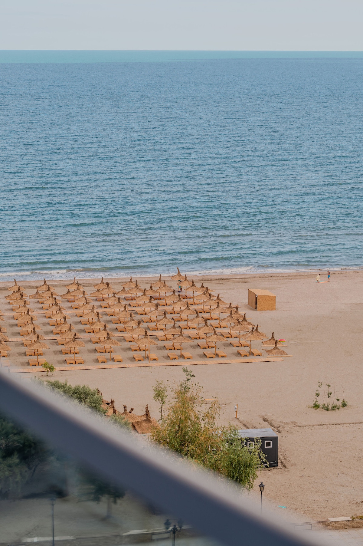 White Titanic Blue sea view Studio parking — Studio — închiriere de vacanță cu vedere la mare în White Titanic Mamaia, Mamaia Nord, Constanța, România — fotografia 8 a proprietății | Aqua Vista Rentals