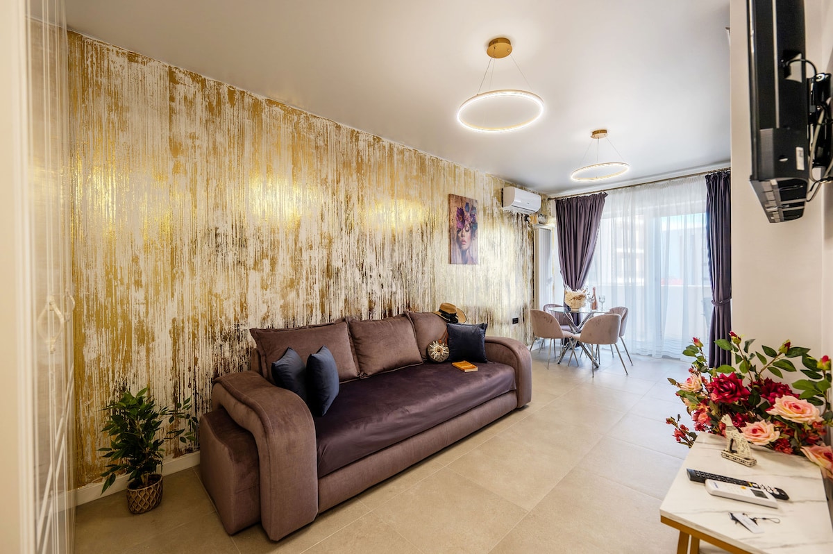 Salis Retreat in Odyssey Spa and pools — Apartment — vacation rental at Alezzi Odyssey, Mamaia Nord, Constanța, Romania — property photo 4 | Aqua Vista Rentals