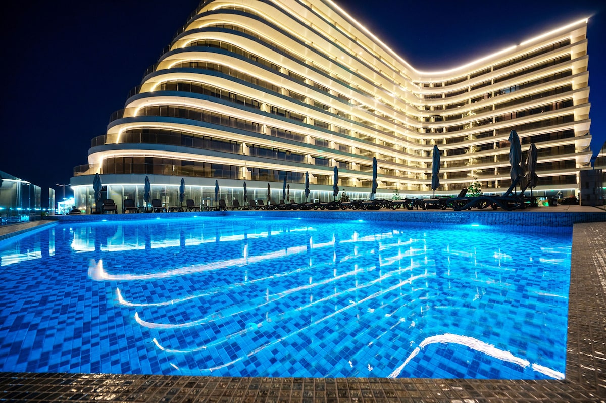 AC-825-Acove Collection (79 SQM. 2BD Studio Sea View) — Studio — închiriere de vacanță cu vedere la mare în Aqua Cullinan Resort & SPA, Mamaia Nord, Constanța, România — fotografia 2 a proprietății | Aqua Vista Rentals
