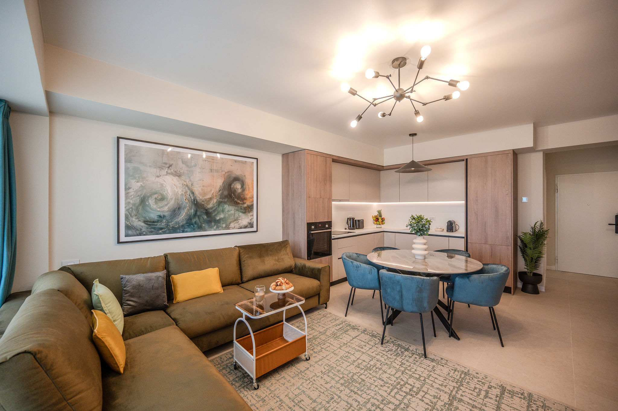 AC-430-Ghost Collection (145 SQM 2BD Sea View Premium) — Apartament — închiriere de vacanță cu vedere la mare în Aqua Cullinan Resort & SPA, Mamaia Nord, Constanța, România — fotografia 4 a proprietății | Aqua Vista Rentals