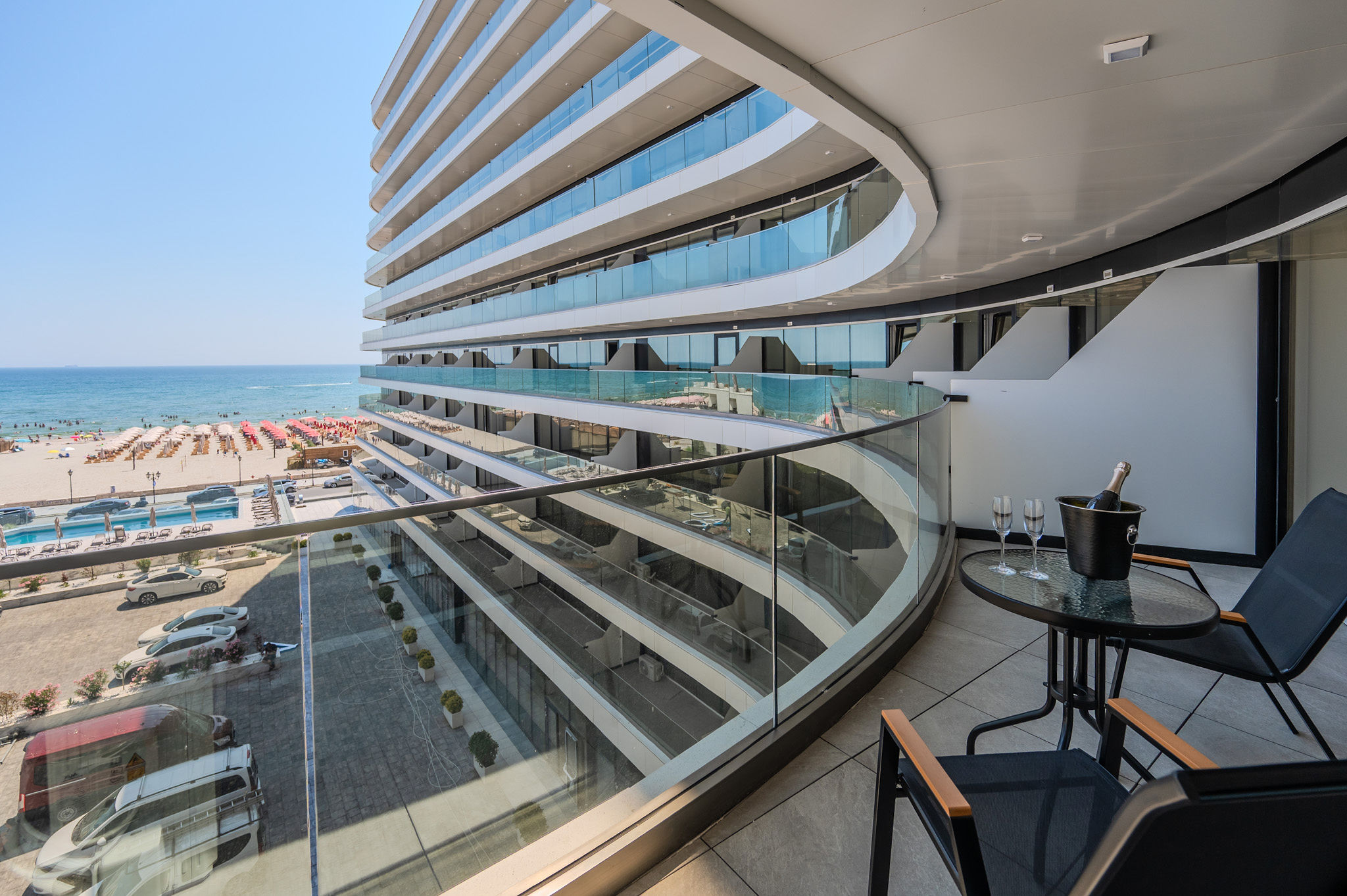 AC-411-Spectre Collection (60 SQM Studio Sea View) — Studio — închiriere de vacanță cu vedere la mare în Aqua Cullinan Resort & SPA, Mamaia Nord, Constanța, România — fotografia 5 a proprietății | Aqua Vista Rentals