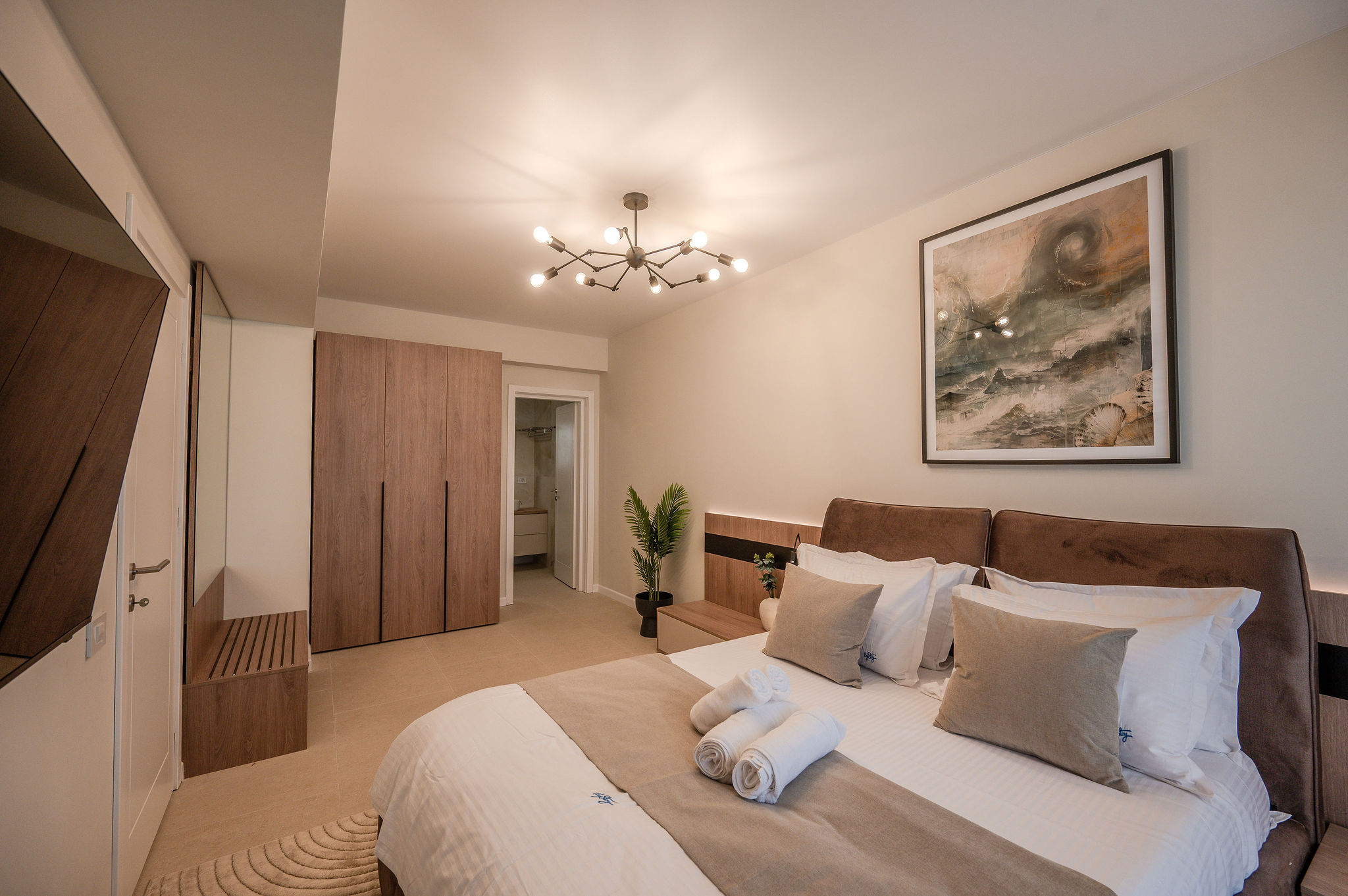 AC-914-Dawn Collection (90 SQM 1BD Front Sea View) — Διαμέρισμα — κατάλυμα διακοπών με θέα στη θάλασσα στο Aqua Cullinan Resort & SPA, Mamaia Nord, Κωνστάντζα, Ρουμανία — φωτογραφία 8 του καταλύματος | Aqua Vista Rentals