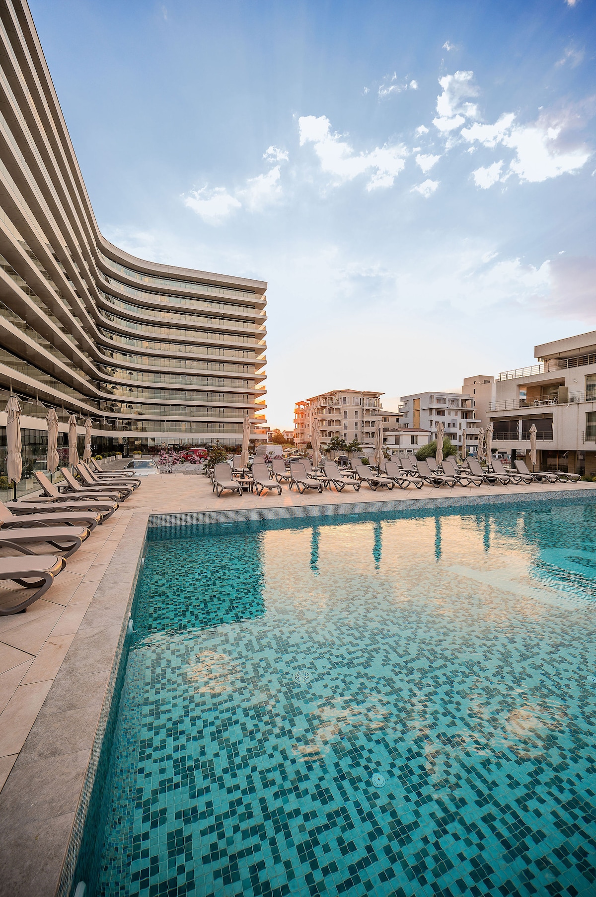 AC-801-Silver Spirit Collection (104 SQM 1BD+ City View) — Apartment — city-view vacation rental at Aqua Cullinan Resort & SPA, Mamaia Nord, Constanța, Romania — property photo 2 | Aqua Vista Rentals
