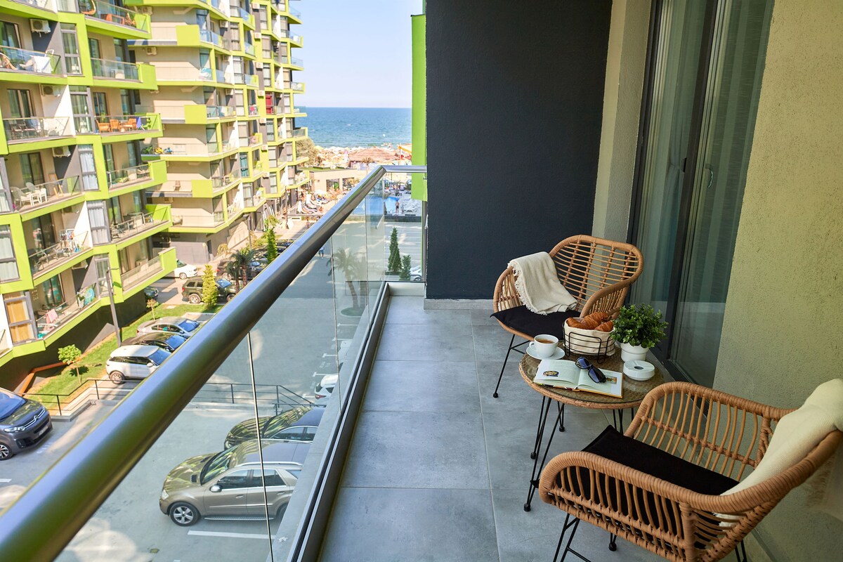 Vanilla Luxury Apartment Spa n Pool beach resort — Apartment — sea-view vacation rental at Alezzi Beach Resort, Mamaia Nord, Constanța, Romania — main property photo | Aqua Vista Rentals