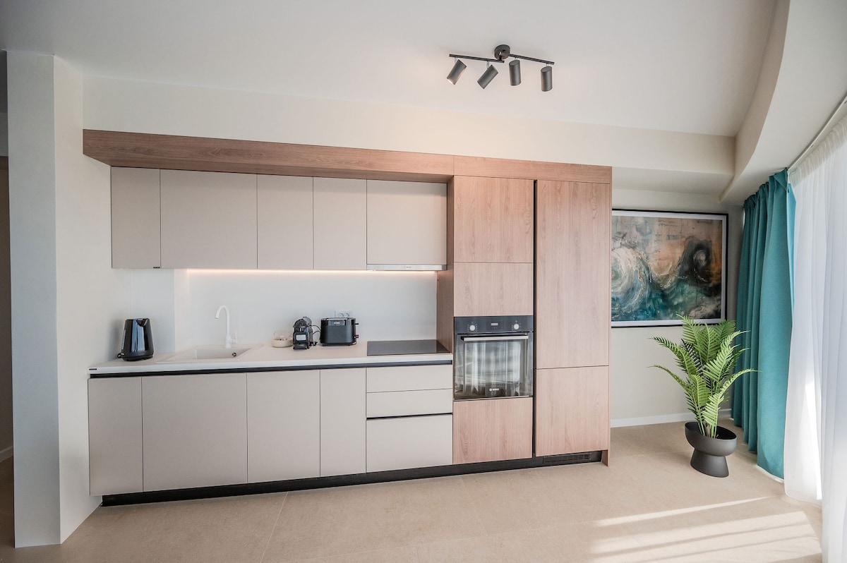 AC-805-Corniche Collection (151 SQM 2BD Corner View) — Apartament — închiriere de vacanță cu vedere la oraș în Aqua Cullinan Resort & SPA, Mamaia Nord, Constanța, România — fotografia 5 a proprietății | Aqua Vista Rentals