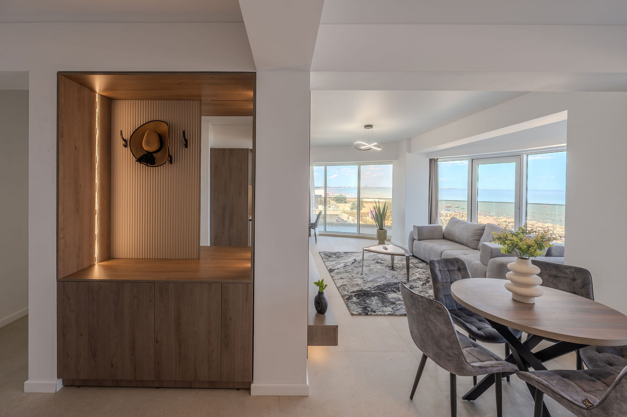 AC-419-Phantom Collection (144 SQM 2BD Panoramic Front Sea View) — Apartment — sea-view vacation rental at Aqua Cullinan Resort & SPA, Mamaia Nord, Constanța, Romania — property photo 4 | Aqua Vista Rentals