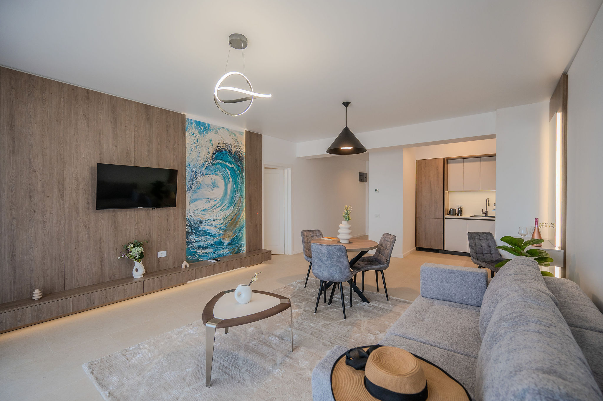 AC-401-Silver Spirit Collection (104 SQM 1BD+ City View) — Apartment — city-view vacation rental at Aqua Cullinan Resort & SPA, Mamaia Nord, Constanța, Romania — property photo 2 | Aqua Vista Rentals