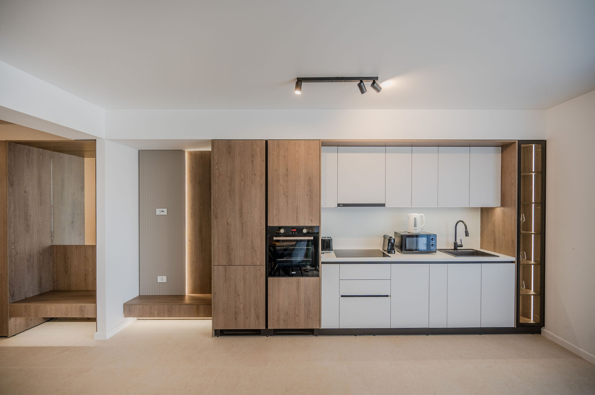 AC-432-Silver Shadow Collection (89 SQM 1BD City View) — Apartament — închiriere de vacanță cu vedere la oraș în Aqua Cullinan Resort & SPA, Mamaia Nord, Constanța, România — fotografia 6 a proprietății | Aqua Vista Rentals