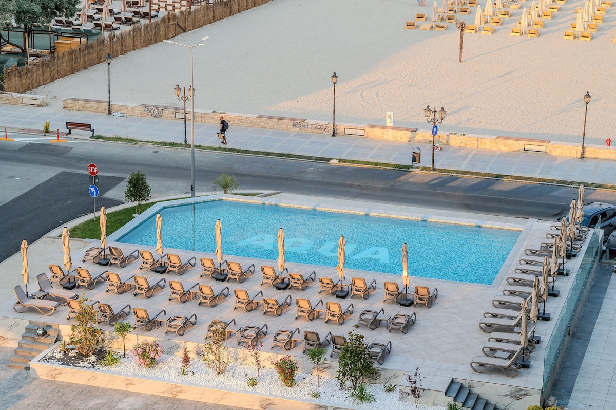 AC-433-Silver Shadow Collection (89 SQM 1BD City View) — Apartment — city-view vacation rental at Aqua Cullinan Resort & SPA, Mamaia Nord, Constanța, Romania — property photo 5 | Aqua Vista Rentals