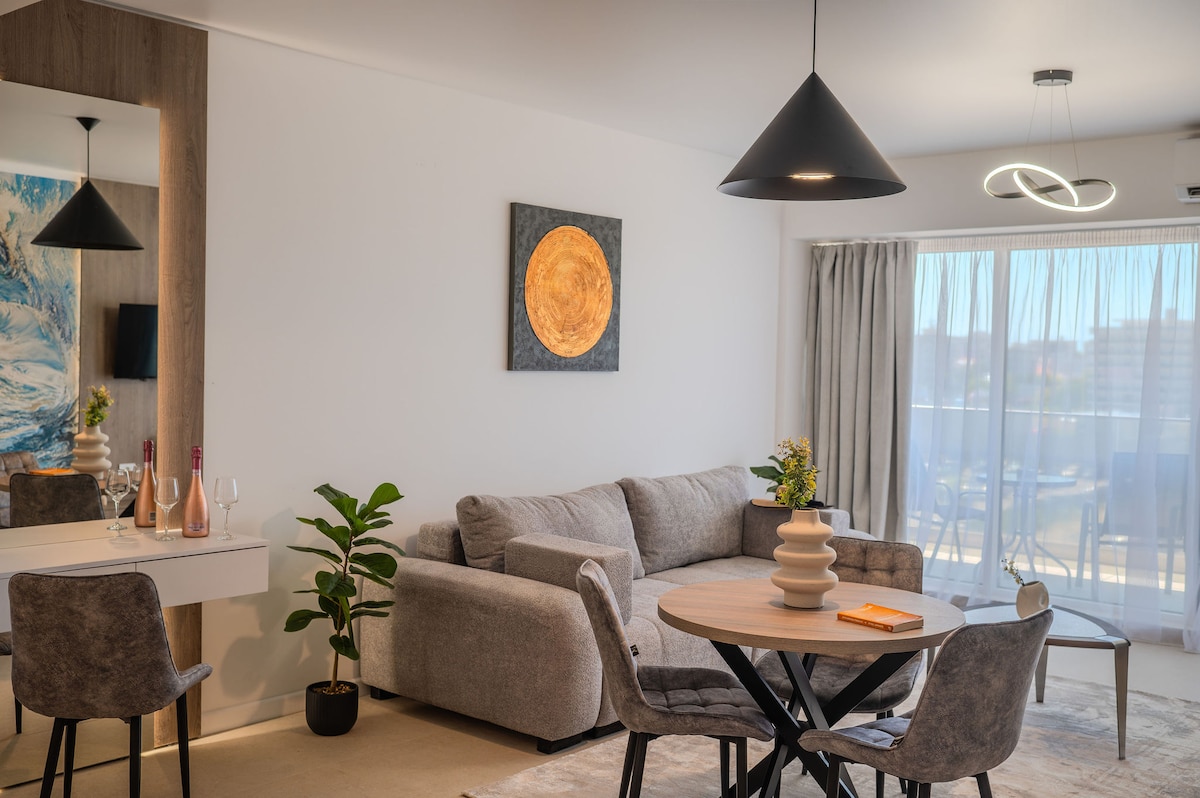 AC-435-Silver Spirit Collection (104 SQM 1BD+ City View) — Apartment — city-view vacation rental at Aqua Cullinan Resort & SPA, Mamaia Nord, Constanța, Romania — main property photo | Aqua Vista Rentals