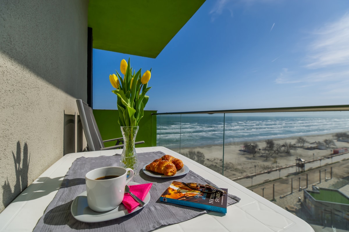 Mamaia Vice SeaView 2 bedroom Spa n Pool Beach resort — Apartment — sea-view vacation rental at Alezzi Beach Resort, Mamaia Nord, Constanța, Romania — main property photo | Aqua Vista Rentals