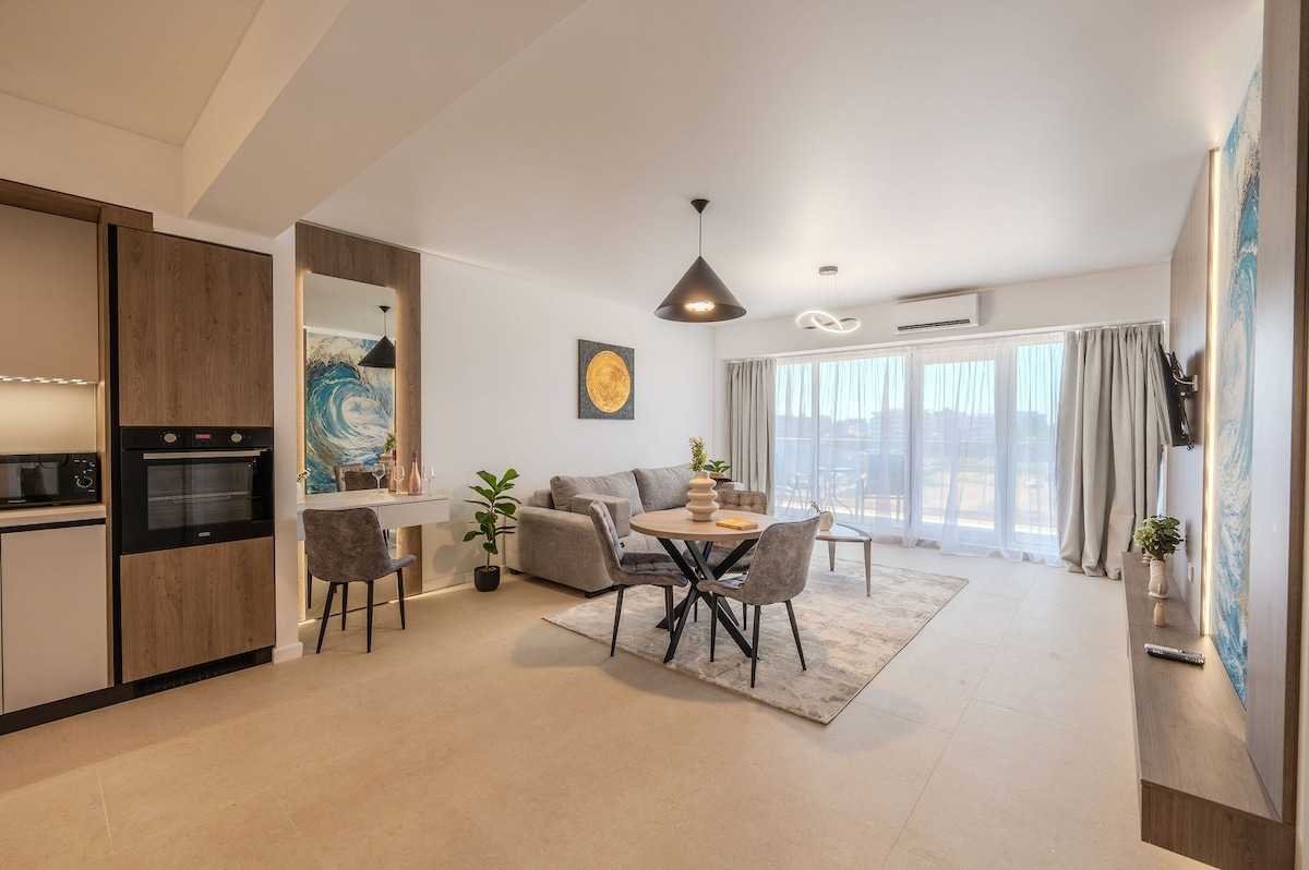 AC-235-Silver Spirit Collection (104 SQM 1BD+ City View) — Apartment — city-view vacation rental at Aqua Cullinan Resort & SPA, Mamaia Nord, Constanța, Romania — property photo 2 | Aqua Vista Rentals
