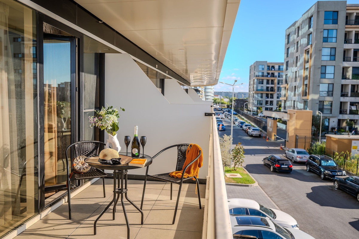 AC-134-Silver Shadow Collection (89 SQM 1BD City View) — Apartament — închiriere de vacanță cu vedere la oraș în Aqua Cullinan Resort & SPA, Mamaia Nord, Constanța, România — fotografia 4 a proprietății | Aqua Vista Rentals