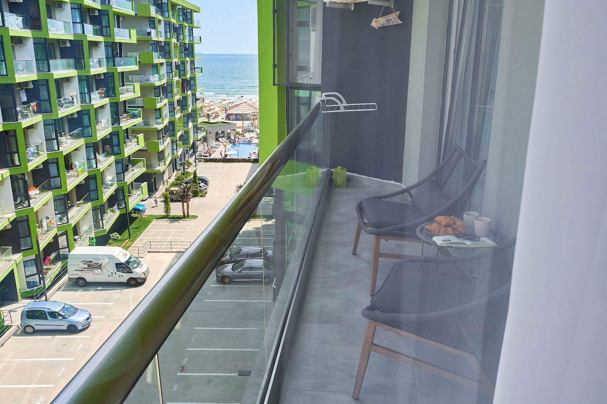 Black Sea Estate apartment Spa n Pool Beach Resort — Apartment — sea-view vacation rental at Alezzi Beach Resort, Mamaia Nord, Constanța, Romania — property photo 3 | Aqua Vista Rentals