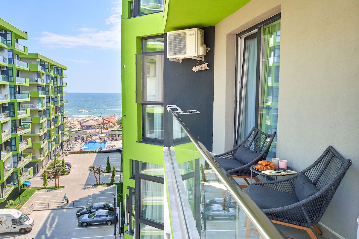 Black Sea Estate apartment Spa n Pool Beach Resort — Apartment — sea-view vacation rental at Alezzi Beach Resort, Mamaia Nord, Constanța, Romania — property photo 4 | Aqua Vista Rentals