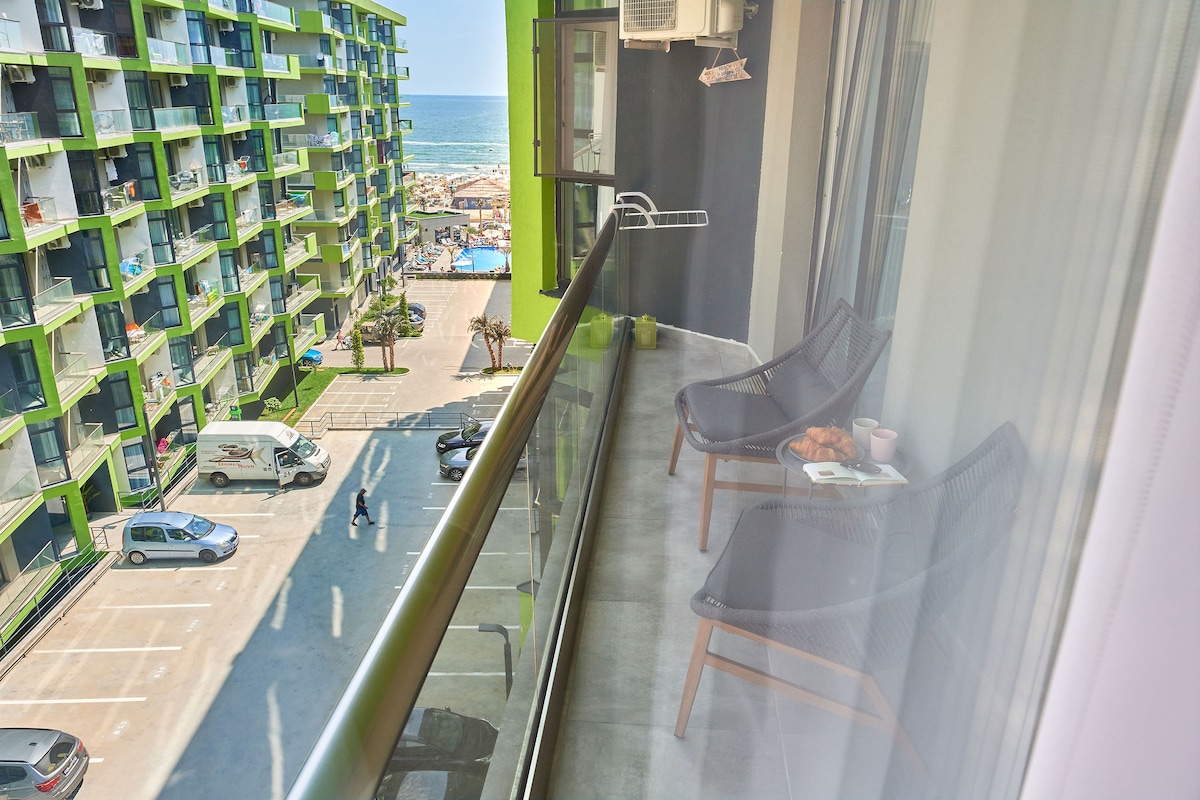 Black Sea Estate apartment Spa n Pool Beach Resort — Apartment — sea-view vacation rental at Alezzi Beach Resort, Mamaia Nord, Constanța, Romania — property photo 5 | Aqua Vista Rentals