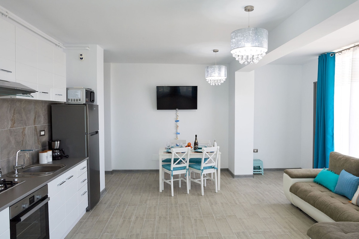 Joy Apartment Spa n Pool beach Resort — Apartament — închiriere de vacanță cu vedere la mare în Alezzi Beach Resort, Mamaia Nord, Constanța, România — fotografia 6 a proprietății | Aqua Vista Rentals