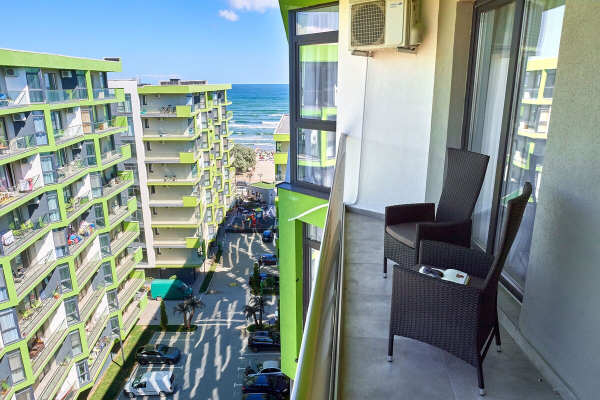 Mimosa Luxury Apartment 160 Spa n Pool beach resort — Apartament — închiriere de vacanță cu vedere la mare în Alezzi Beach Resort, Mamaia Nord, Constanța, România — fotografia principală a proprietății | Aqua Vista Rentals