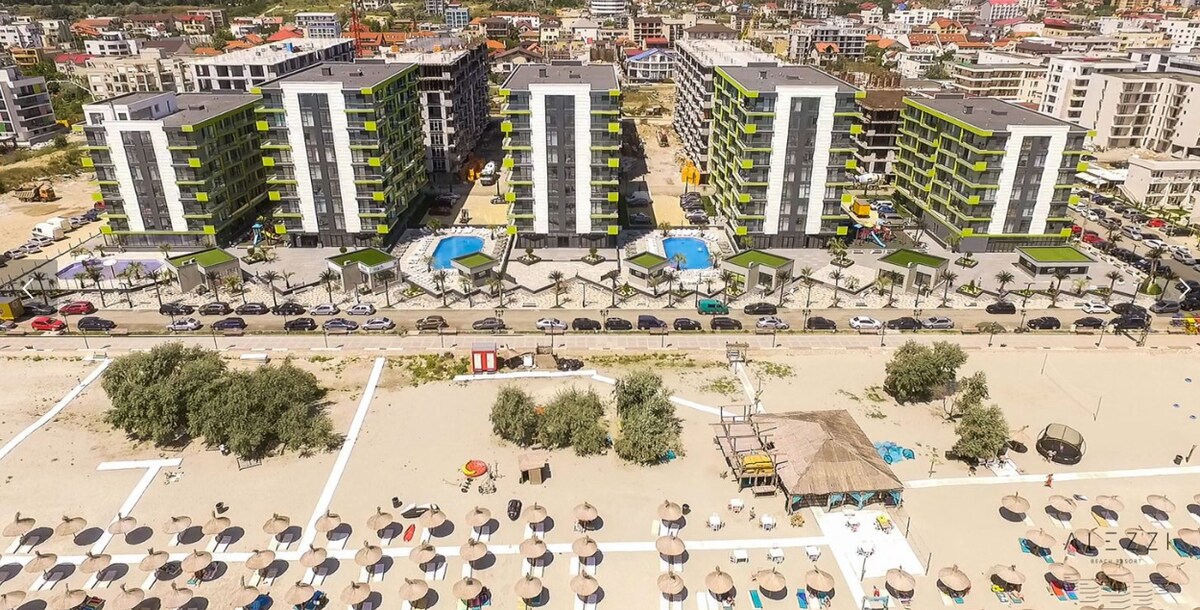 Mamaia Vice SeaView 2 bedroom Spa n Pool Beach resort — Apartment — sea-view vacation rental at Alezzi Beach Resort, Mamaia Nord, Constanța, Romania — property photo 3 | Aqua Vista Rentals