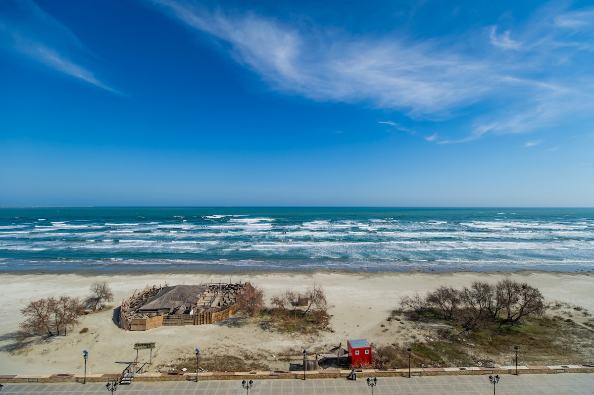 Mamaia Vice SeaView 2 bedroom Spa n Pool Beach resort — Apartment — sea-view vacation rental at Alezzi Beach Resort, Mamaia Nord, Constanța, Romania — property photo 5 | Aqua Vista Rentals