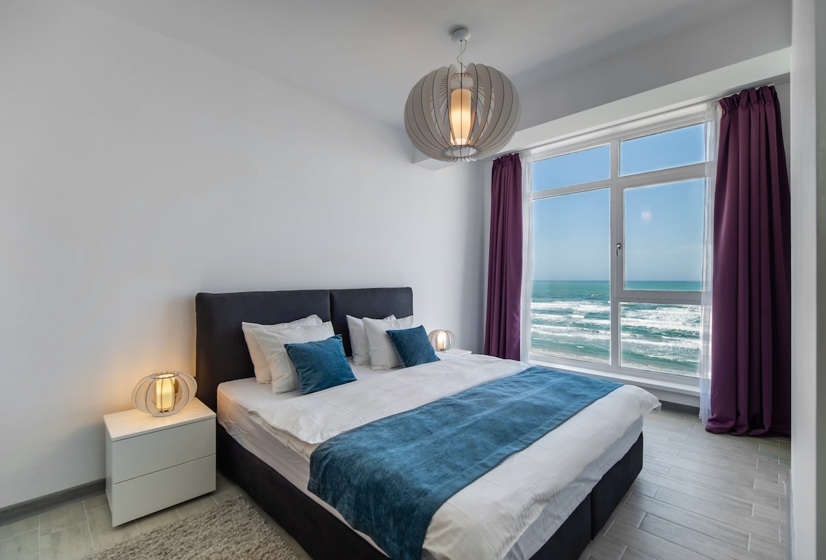 Mamaia Vice SeaView 2 bedroom Spa n Pool Beach resort — Apartment — sea-view vacation rental at Alezzi Beach Resort, Mamaia Nord, Constanța, Romania — property photo 7 | Aqua Vista Rentals