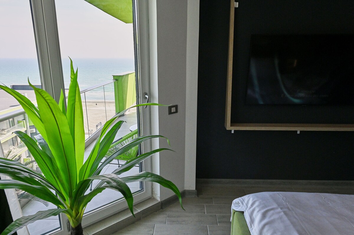 Diamond Sea View 2BR Apartment - Spa n Pools Resort — Apartament — închiriere de vacanță cu vedere la mare în Alezzi Beach Resort, Mamaia Nord, Constanța, România — fotografia 4 a proprietății | Aqua Vista Rentals