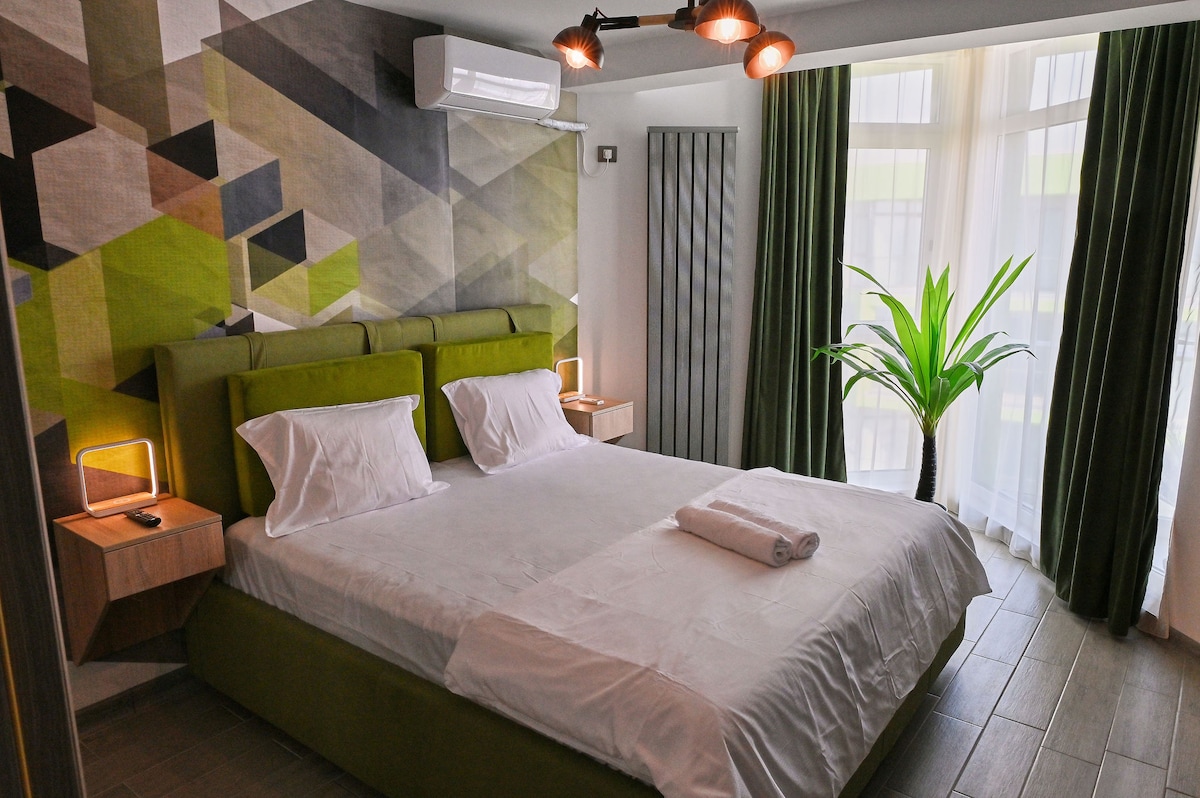 Diamond Sea View 2BR Apartment - Spa n Pools Resort — Apartament — închiriere de vacanță cu vedere la mare în Alezzi Beach Resort, Mamaia Nord, Constanța, România — fotografia 5 a proprietății | Aqua Vista Rentals