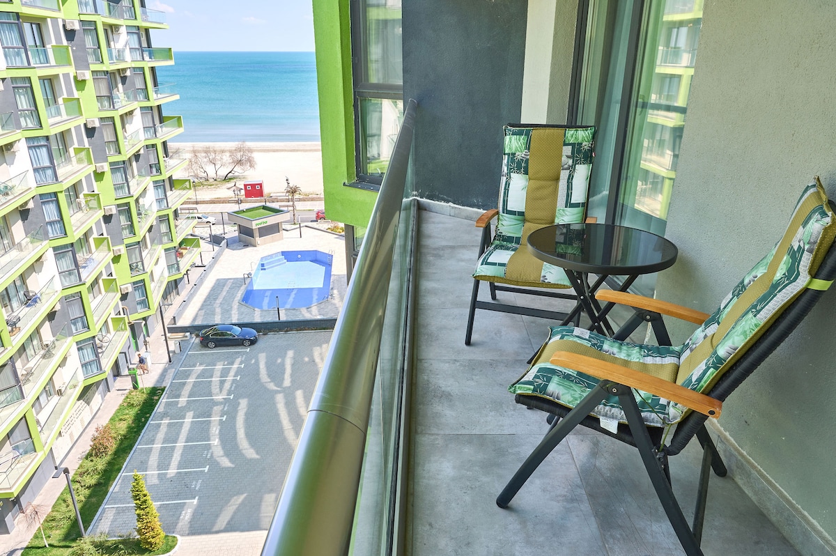 MoonStar Apartment - Spa n Pools beach Resort — Apartment — sea-view vacation rental at Alezzi Beach Resort, Mamaia Nord, Constanța, Romania — main property photo | Aqua Vista Rentals