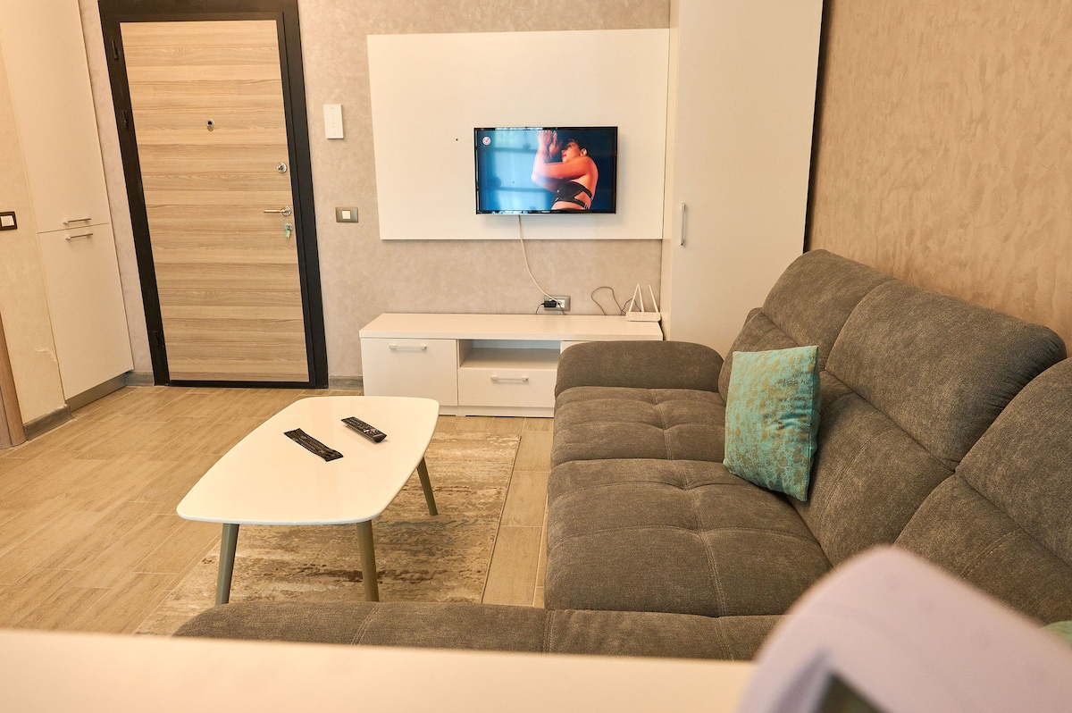 MoonStar Apartment - Spa n Pools beach Resort — Apartment — sea-view vacation rental at Alezzi Beach Resort, Mamaia Nord, Constanța, Romania — property photo 8 | Aqua Vista Rentals