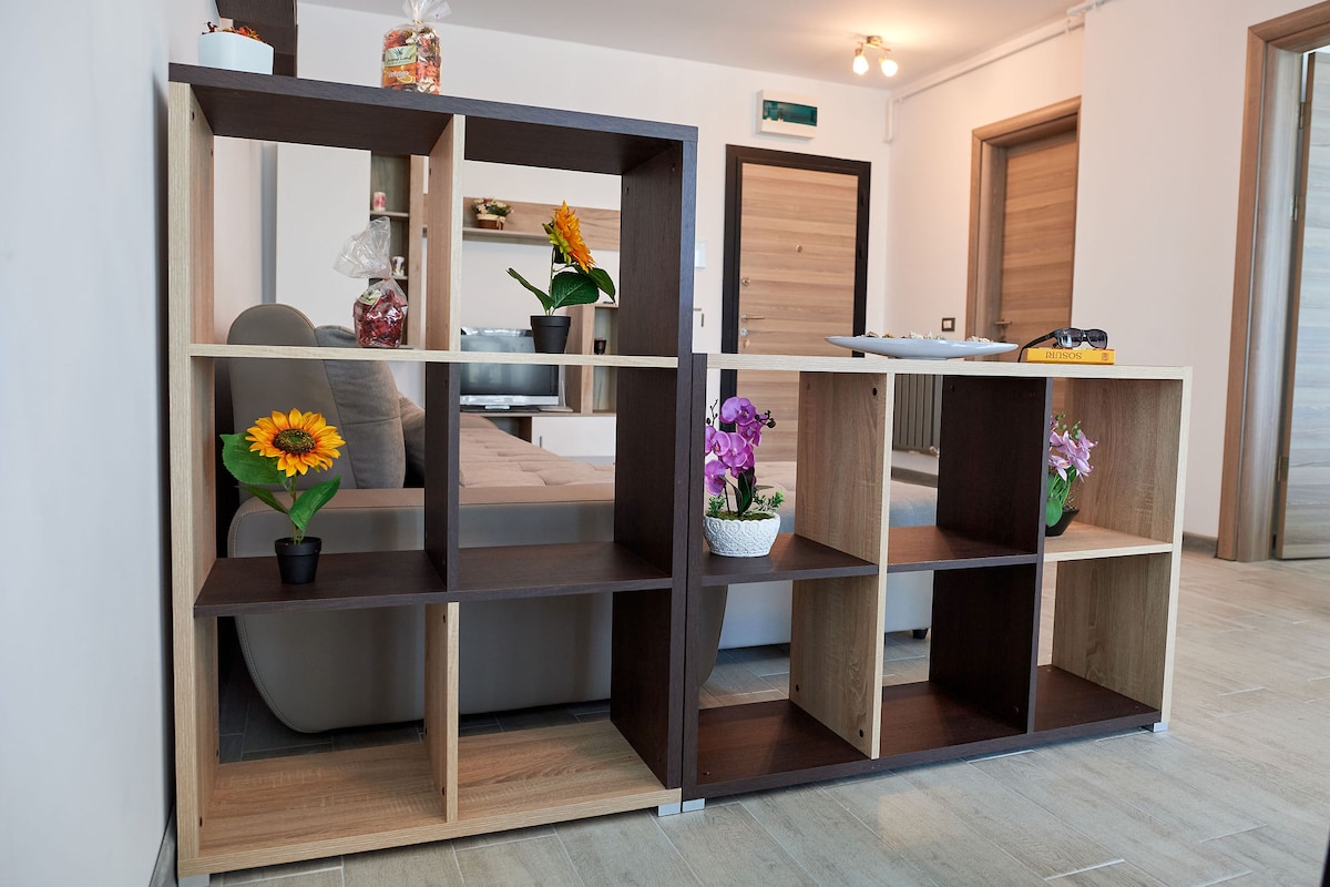 Rubic Apartment Spa n Pool beach Resort — Apartament — închiriere de vacanță cu vedere la mare în Alezzi Beach Resort, Mamaia Nord, Constanța, România — fotografia 8 a proprietății | Aqua Vista Rentals