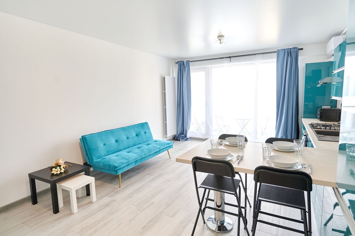 Apartament Andrei in Nord10 - pool n playground — Apartment — vacation rental at Nord10 by Alezzi, Mamaia Nord, Constanța, Romania — property photo 2 | Aqua Vista Rentals