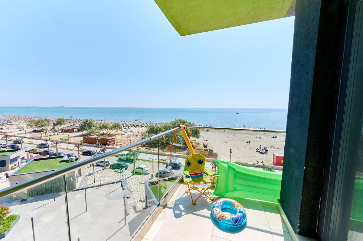 Apartament Boema in Spa n Pools Resort- free parking — Apartment — sea-view vacation rental at Alezzi Beach Resort, Mamaia Nord, Constanța, Romania — main property photo | Aqua Vista Rentals