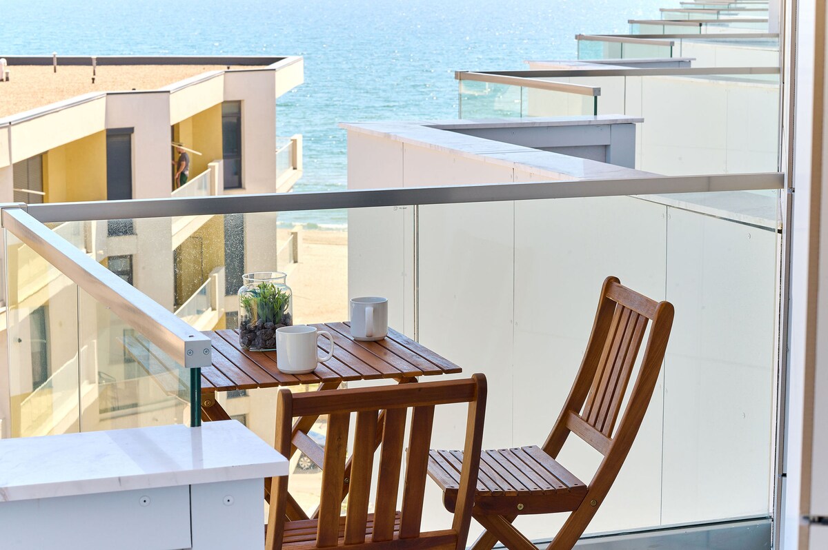 MDApartment in Infinity Beach Resort- Parking — Apartment — vacation rental at Infinity Resort & SPA, Mamaia Nord, Constanța, Romania — main property photo | Aqua Vista Rentals