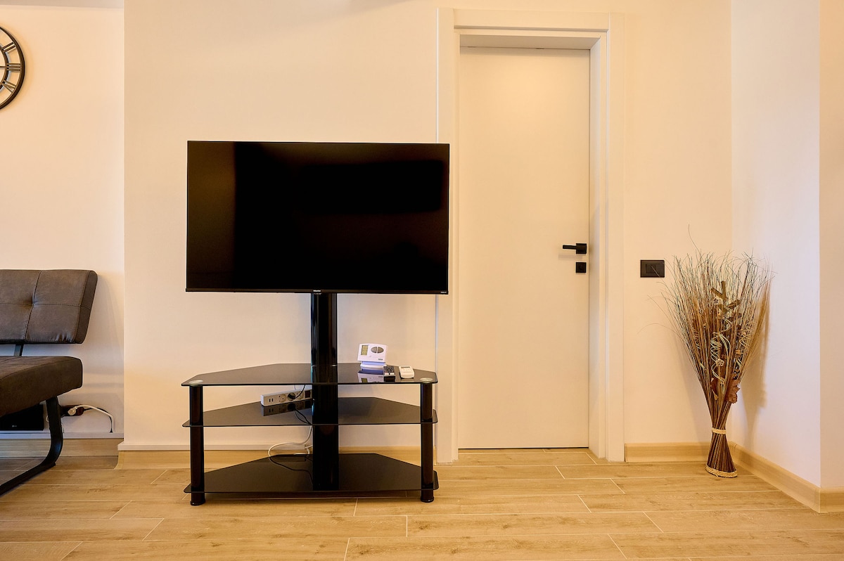 MDApartment in Infinity Beach Resort- Parking — Apartment — vacation rental at Infinity Resort & SPA, Mamaia Nord, Constanța, Romania — property photo 7 | Aqua Vista Rentals
