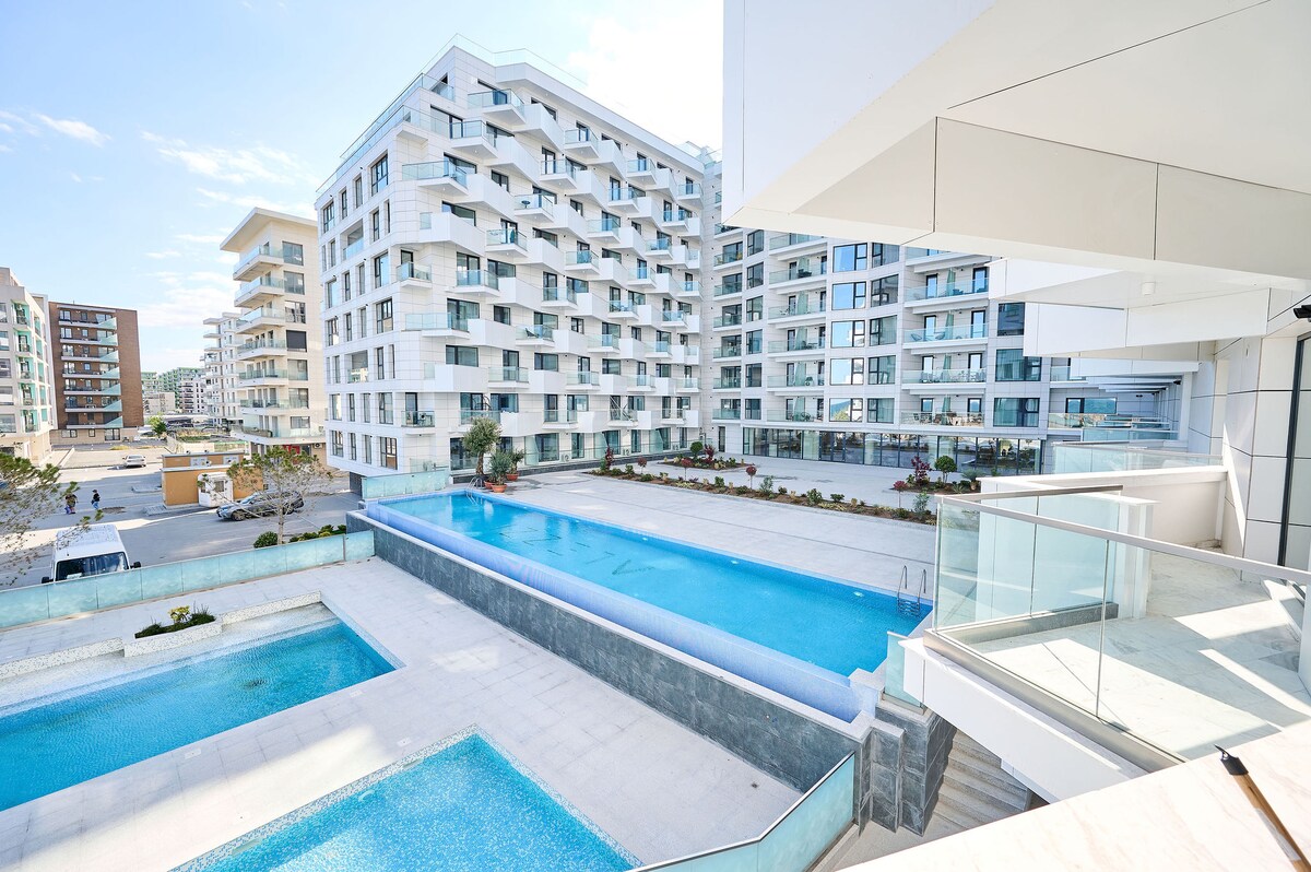 Vlezal Apartment Spa&Pool Beach Resort — Apartment — sea-view vacation rental at Infinity Resort & SPA, Mamaia Nord, Constanța, Romania — property photo 3 | Aqua Vista Rentals