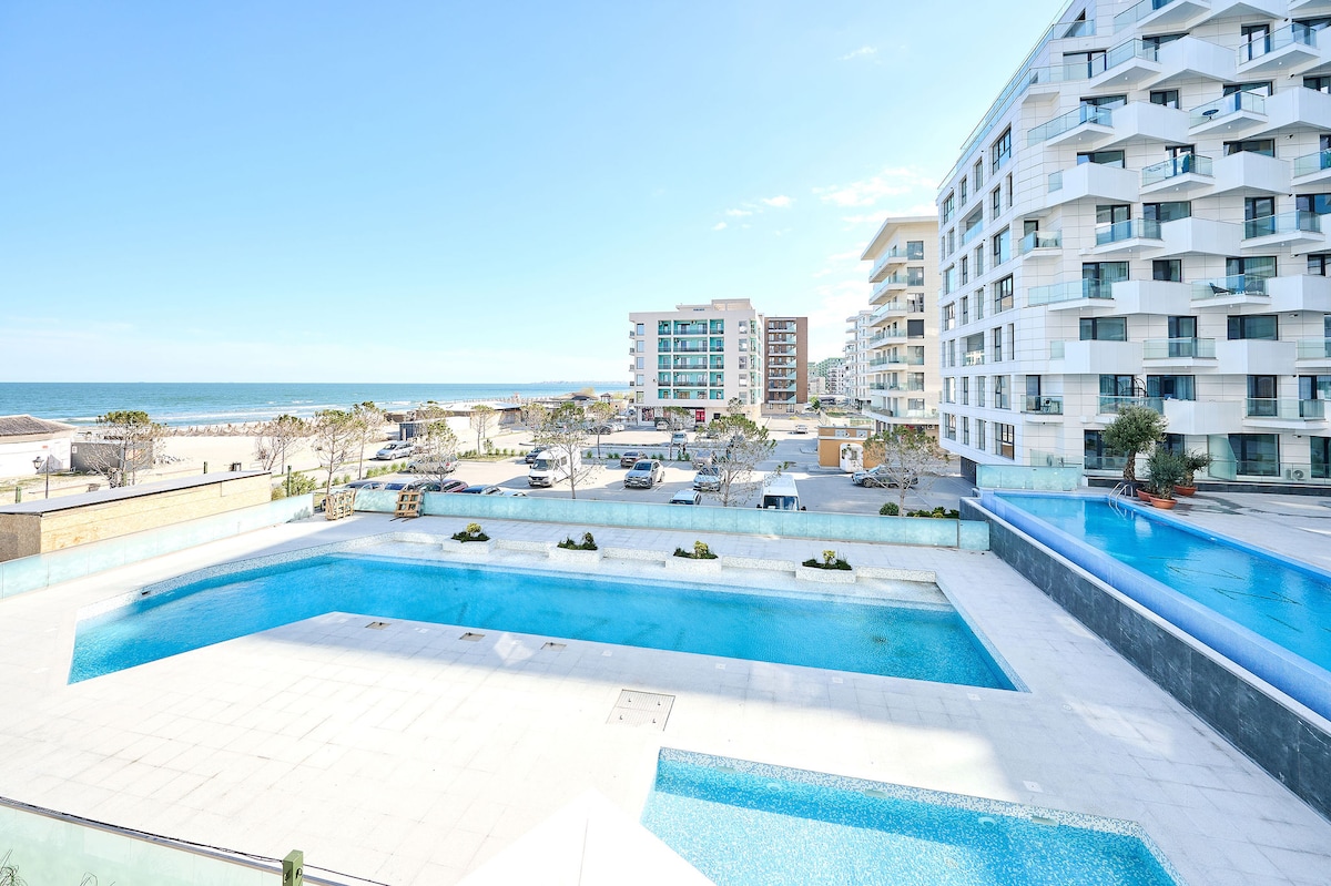Vlezal Apartment Spa&Pool Beach Resort — Apartment — sea-view vacation rental at Infinity Resort & SPA, Mamaia Nord, Constanța, Romania — property photo 8 | Aqua Vista Rentals