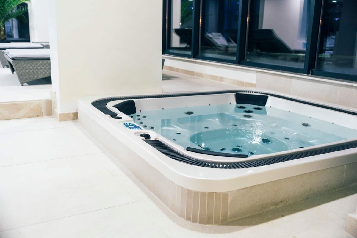Midsummer Dream Studio — Studio — sea-view vacation rental at Alezzi Beach Resort, Mamaia Nord, Constanța, Romania — property photo 4 | Aqua Vista Rentals