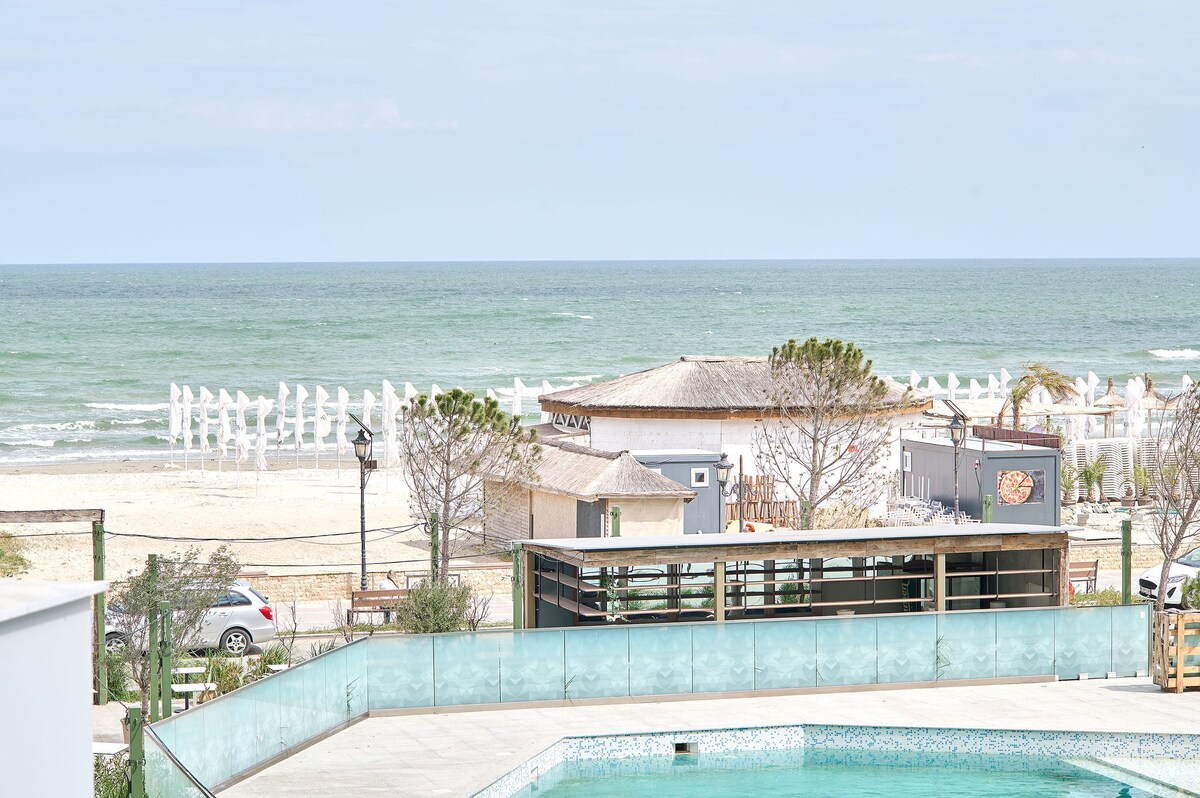 The Point Studio in Infinity Spa&Pools Resort - parking — Studio — vacation rental at Infinity Resort & SPA, Mamaia Nord, Constanța, Romania — property photo 8 | Aqua Vista Rentals